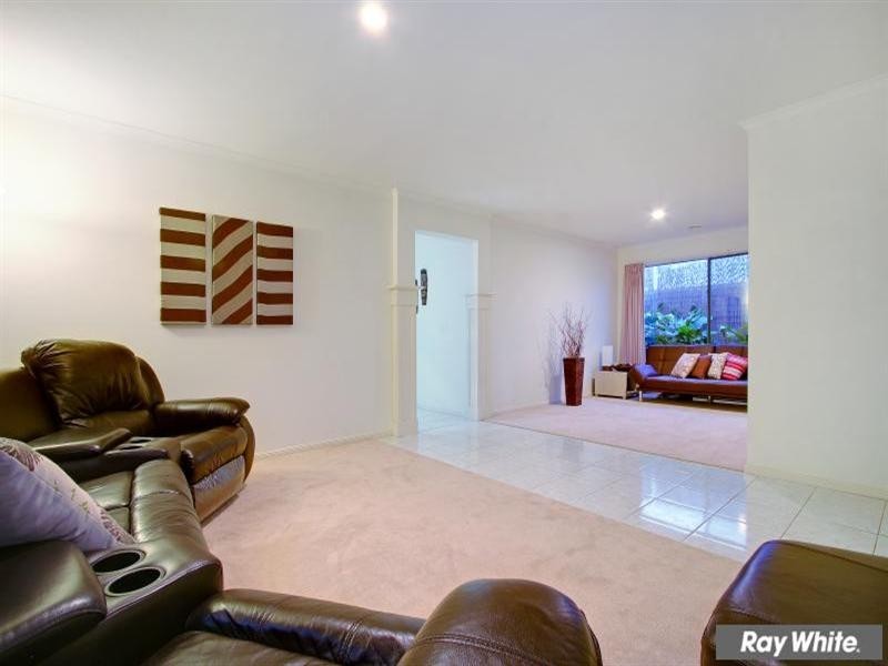 61 St Mitchell Circuit, Mornington VIC 3931