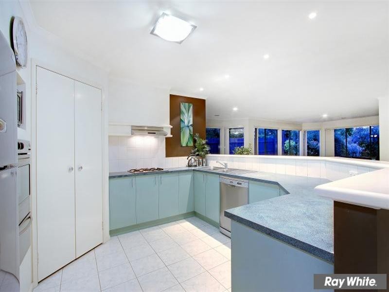 61 St Mitchell Circuit, Mornington VIC 3931