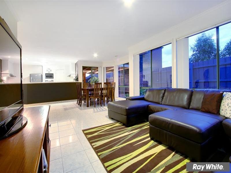 61 St Mitchell Circuit, Mornington VIC 3931