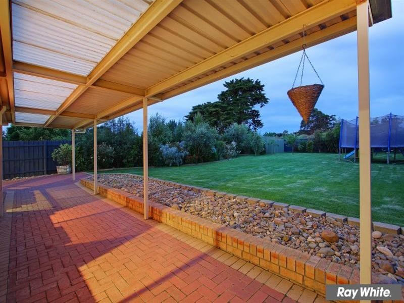 61 St Mitchell Circuit, Mornington VIC 3931