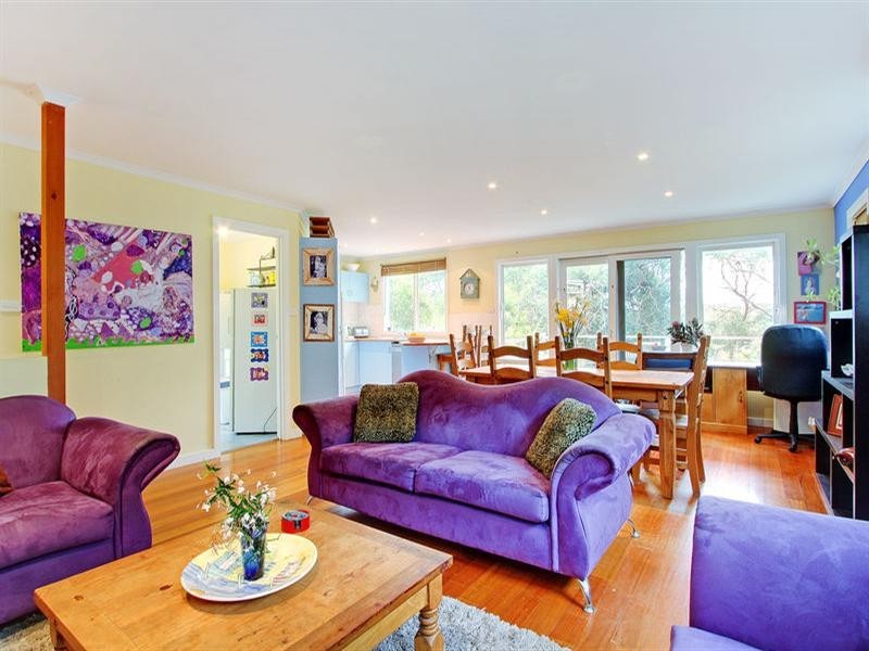 34 Glamorgan Cresent, Mount Martha VIC 3934