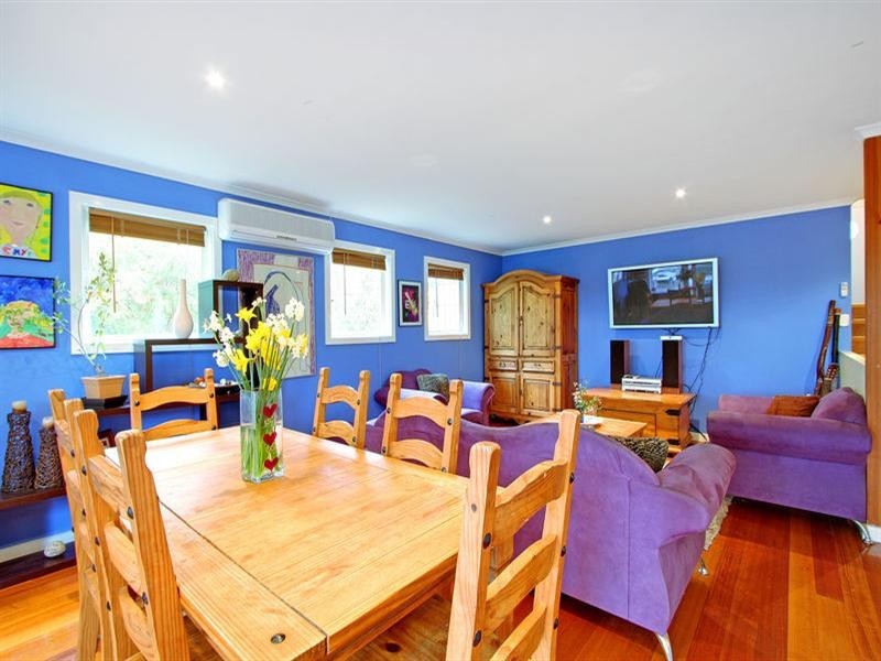 34 Glamorgan Cresent, Mount Martha VIC 3934