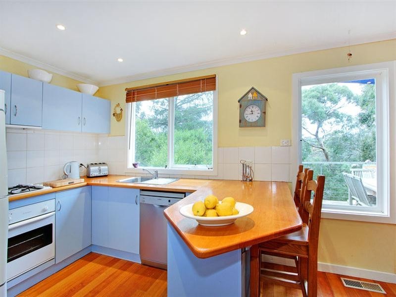 34 Glamorgan Cresent, Mount Martha VIC 3934