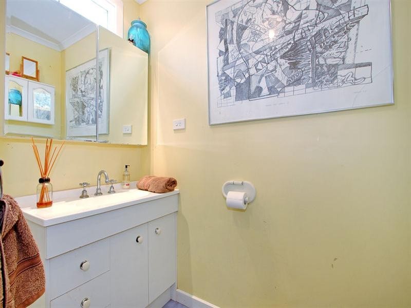 34 Glamorgan Cresent, Mount Martha VIC 3934