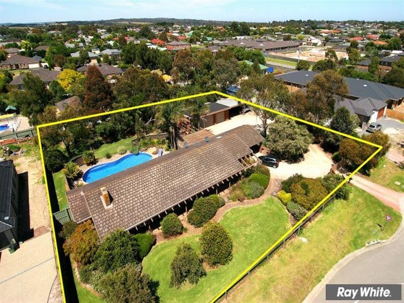 6 Balcombe Drive, Mount Martha VIC 3934