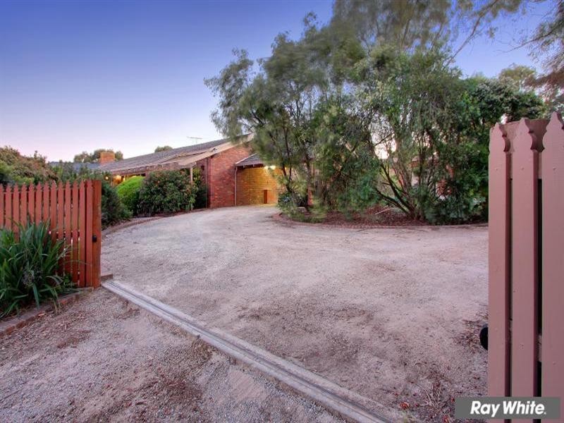 6 Balcombe Drive, Mount Martha VIC 3934