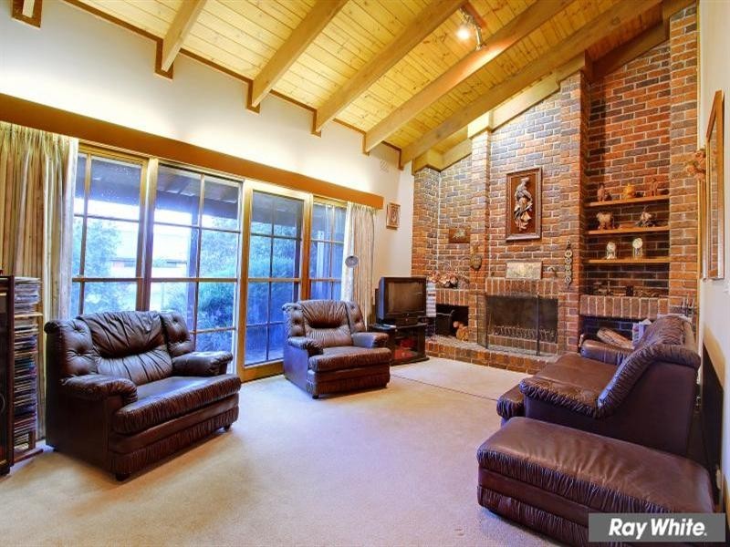 6 Balcombe Drive, Mount Martha VIC 3934