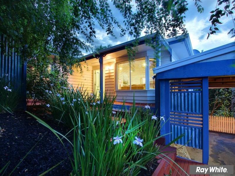 11 Cornwall Crescent, Mount Martha VIC 3934