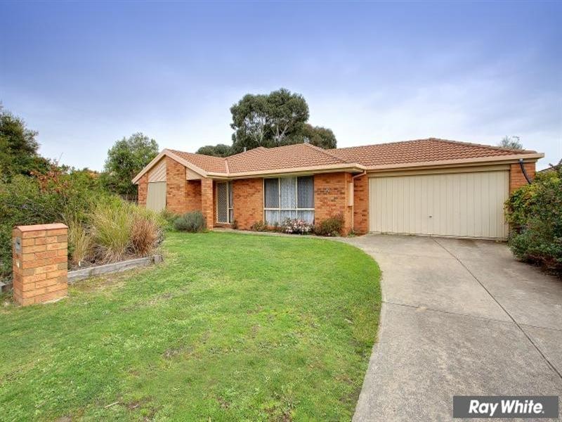 72 Ellinbank Crescent, Mornington VIC 3931