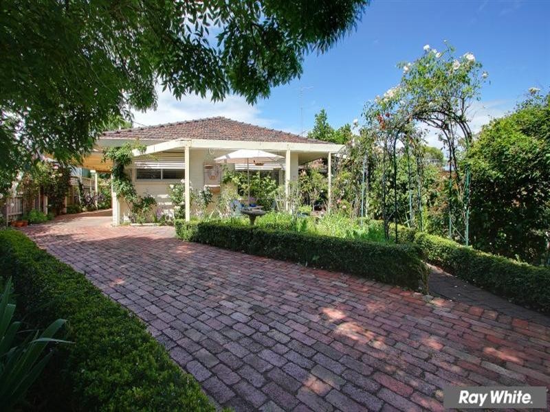 28 Ruth Road, Mornington VIC 3931