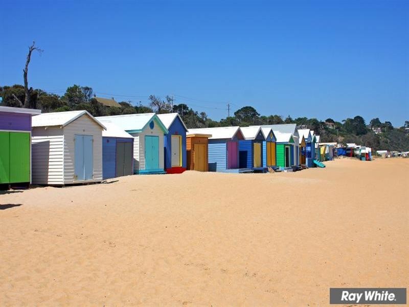 72 Kilburn Grove, Mount Martha VIC 3934