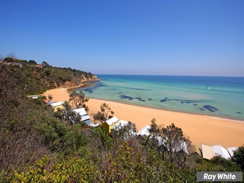 72 Kilburn Grove, Mount Martha VIC 3934