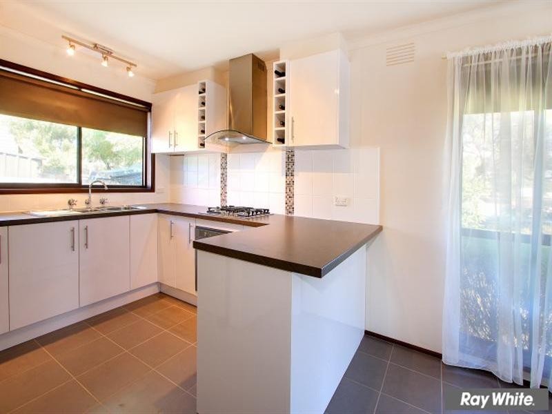 1/2 Hunter Street, Mornington VIC 3931