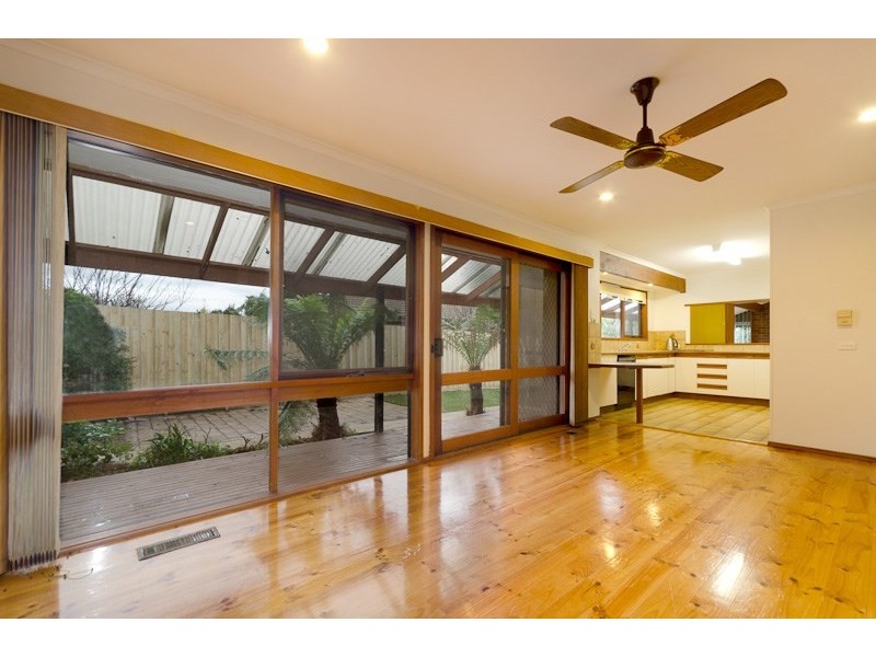18 Pamela Place, Mornington VIC 3931