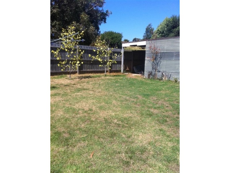 11 Karella Crescent, Mornington VIC 3931