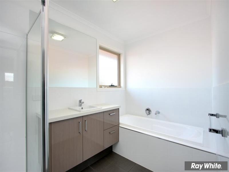 1/14 Napier Street, Mornington VIC 3931