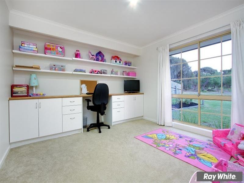 3 Seaton Road, Mornington VIC 3931