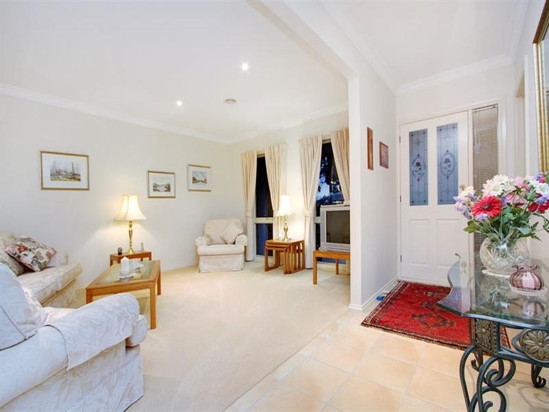 11 Kathleen Crescent, Mornington VIC 3931