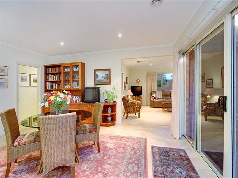 11 Kathleen Crescent, Mornington VIC 3931