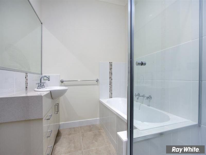 4A Brent Street, Mornington VIC 3931