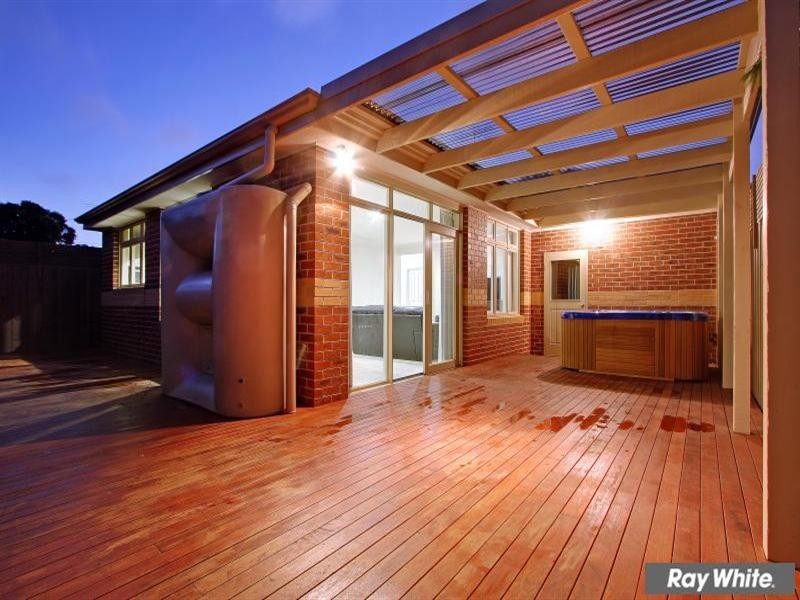 4A Brent Street, Mornington VIC 3931