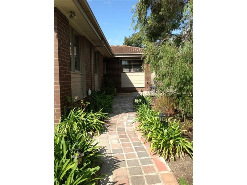 14 Melinga Crescent, Mornington VIC 3931