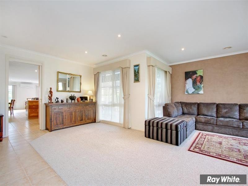 4 Kingston Close, Mornington VIC 3931