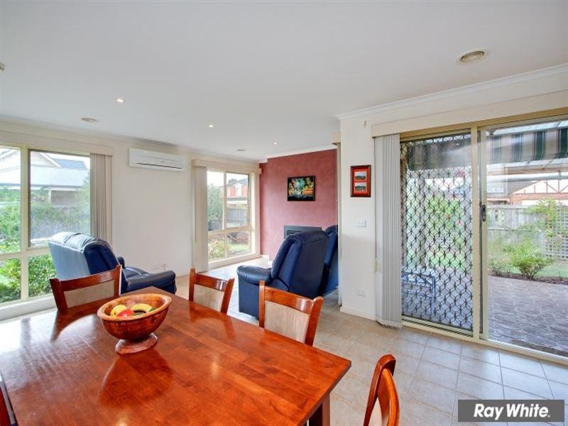 4 Kingston Close, Mornington VIC 3931