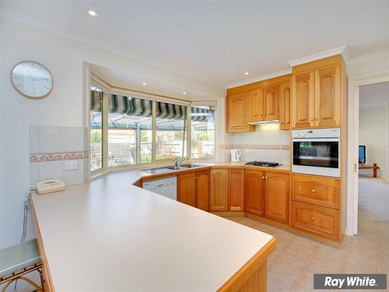 4 Kingston Close, Mornington VIC 3931