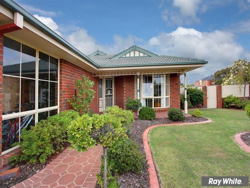 4 Kingston Close, Mornington VIC 3931