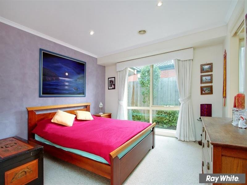 4 Kingston Close, Mornington VIC 3931