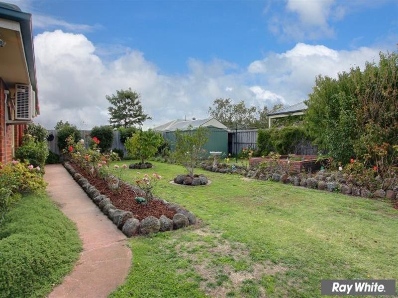 4 Kingston Close, Mornington VIC 3931