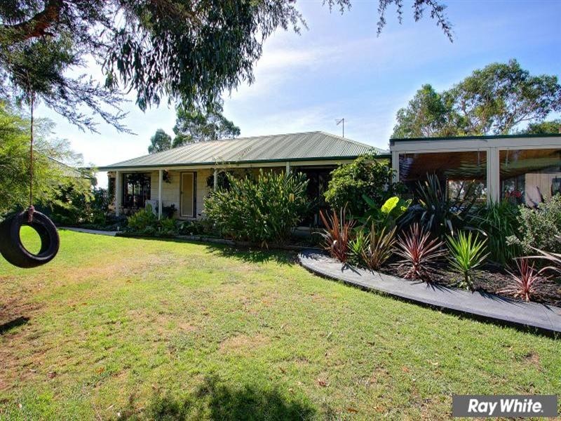 14 Andrew Place, Mornington VIC 3931