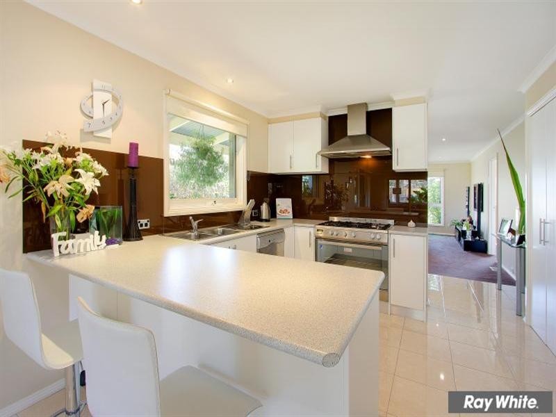 14 Andrew Place, Mornington VIC 3931