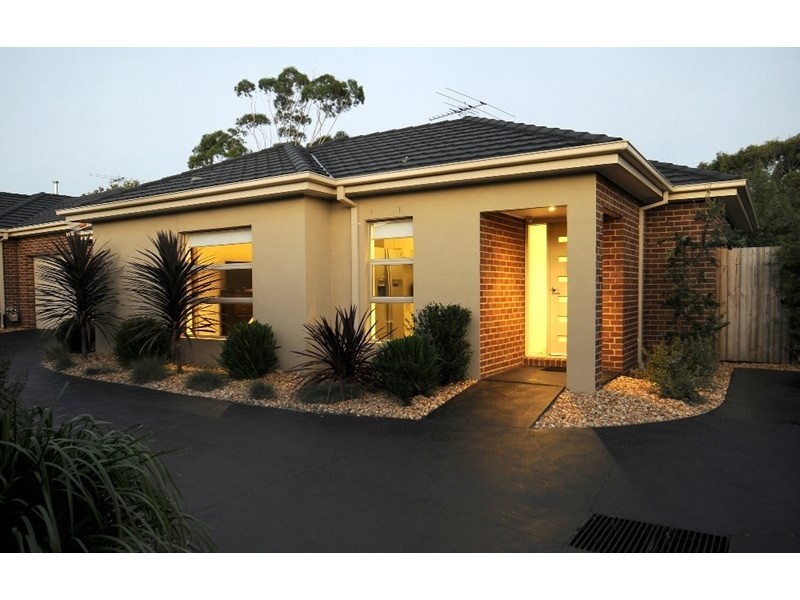 2/239 Dunns Road, Mornington VIC 3931