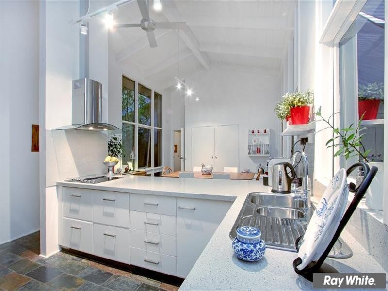 4 Albert Court, Dromana VIC 3936