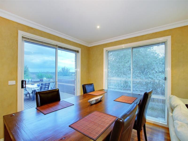 18 Eskdale Court, Mornington VIC 3931