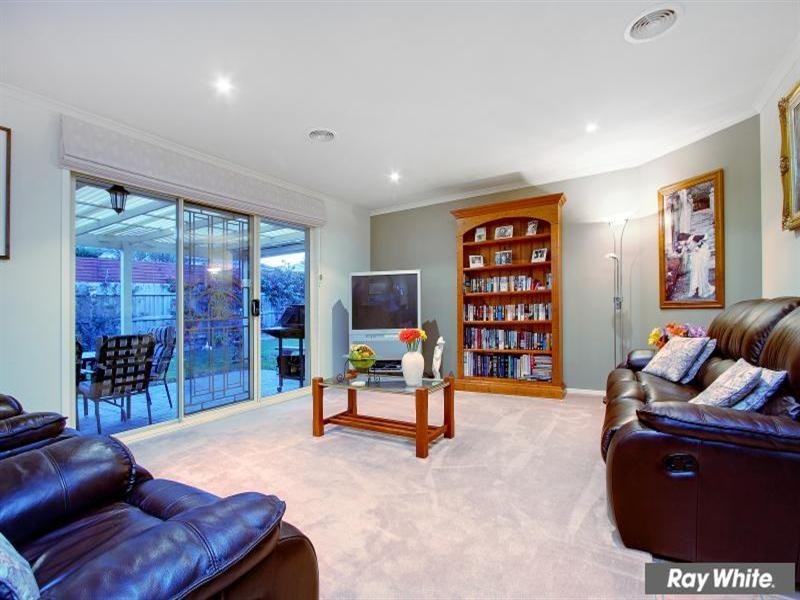 13 Caversham Drive, Mornington VIC 3931