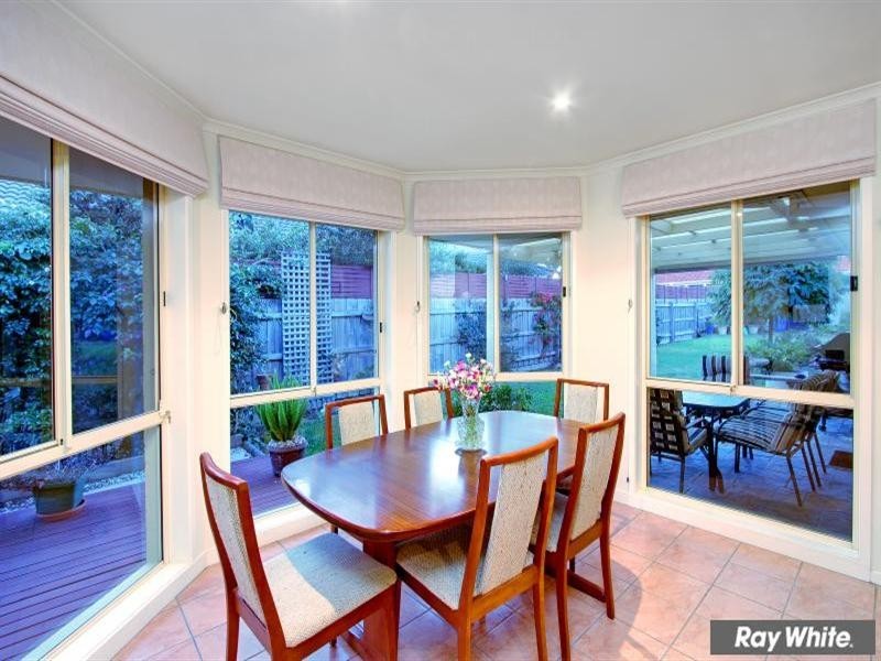 13 Caversham Drive, Mornington VIC 3931