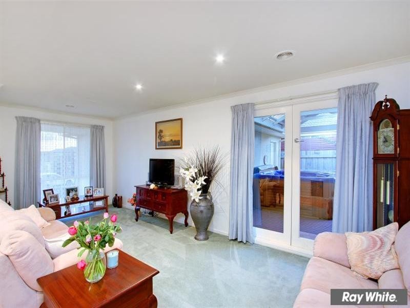 13 Caversham Drive, Mornington VIC 3931