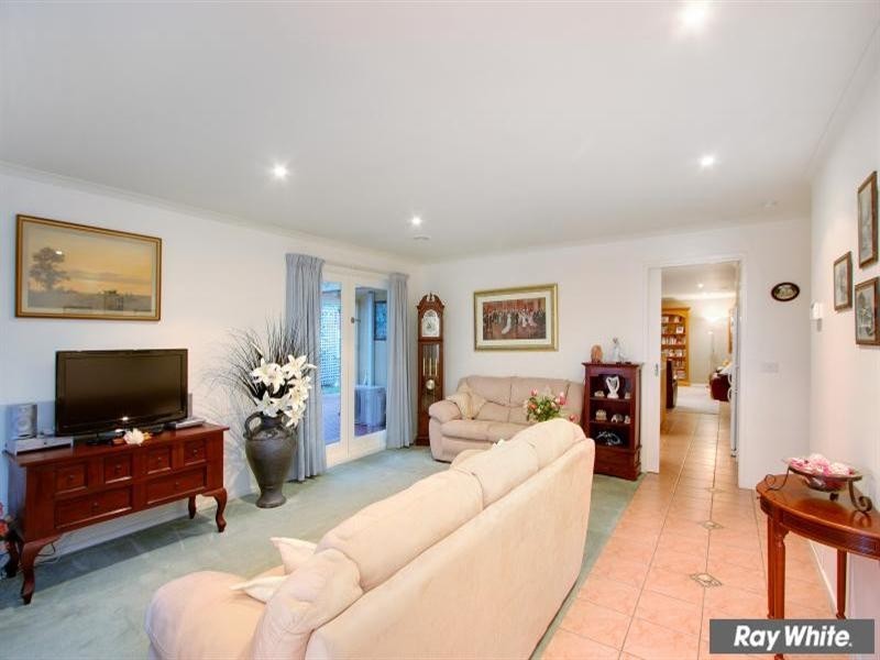 13 Caversham Drive, Mornington VIC 3931