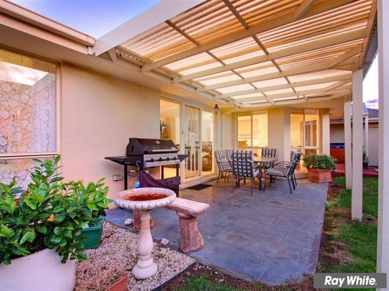 13 Caversham Drive, Mornington VIC 3931