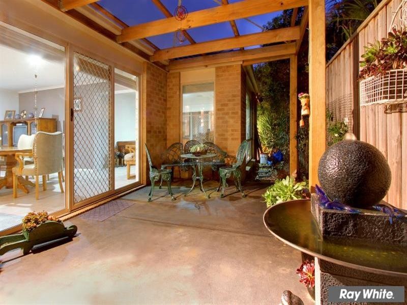 4 Whitsunday Court, Mount Martha VIC 3934