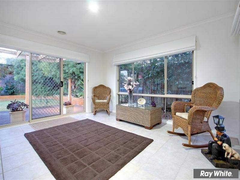 4 Whitsunday Court, Mount Martha VIC 3934