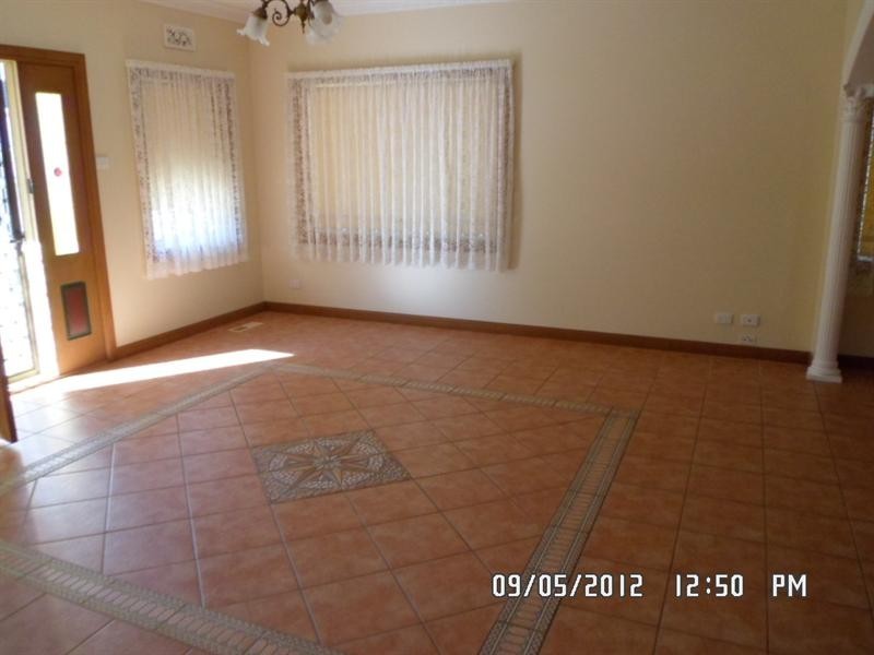 2/11 Barkly Street, Mornington VIC 3931