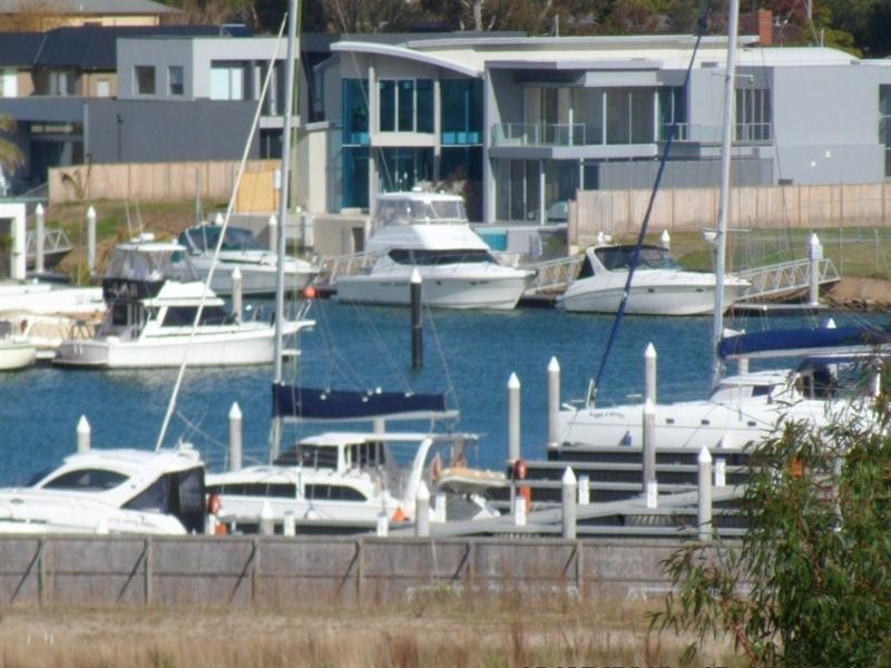 2 The Cove, Safety Beach VIC 3936