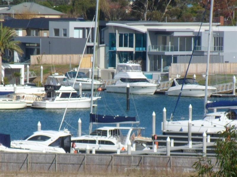 2 The Cove, Safety Beach VIC 3936