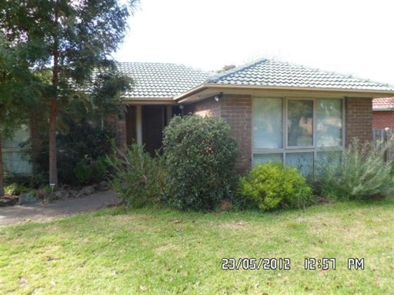 8 Pardalote Court, Mornington VIC 3931