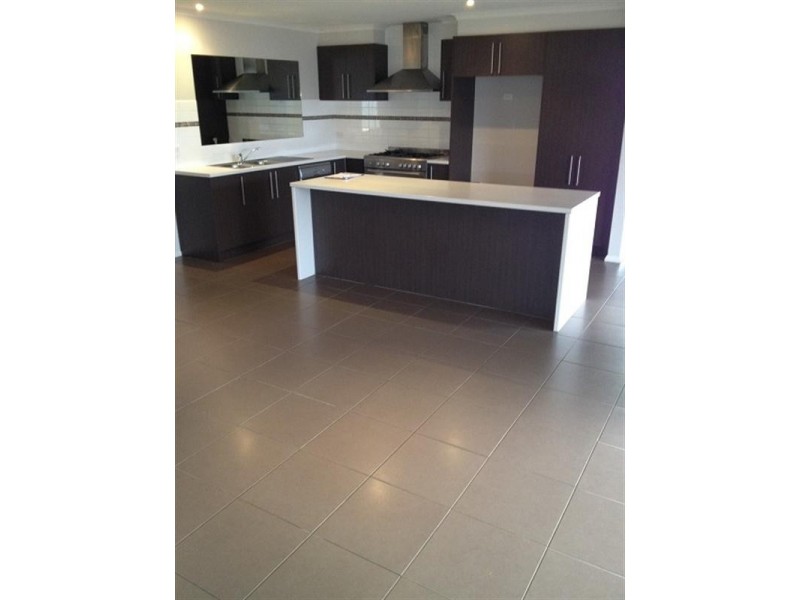 20 Sefton Grange, Mount Martha VIC 3934