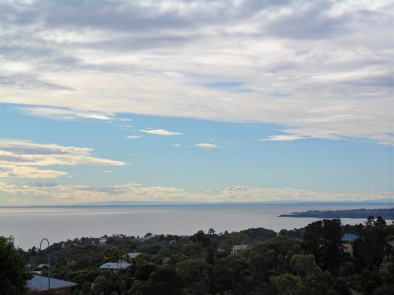 4 Clearwater Close, Mount Martha VIC 3934